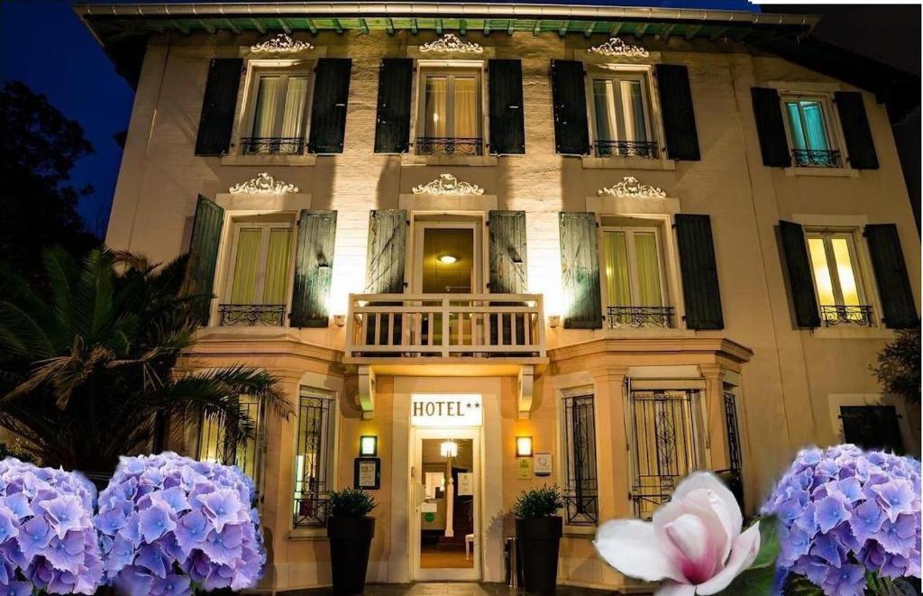 ביאריץ Hotel Val Flores Logis מראה חיצוני תמונה